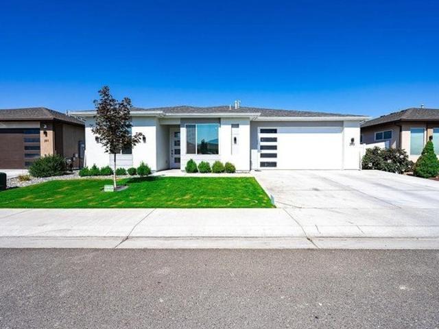 393 Wind River Dr, Grand Junction, CO 81504