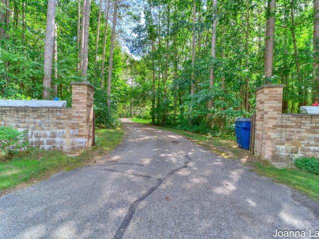 3944 S Brenlor Drive