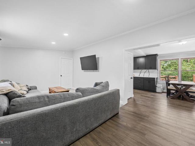 39460 Mount Wolf Road