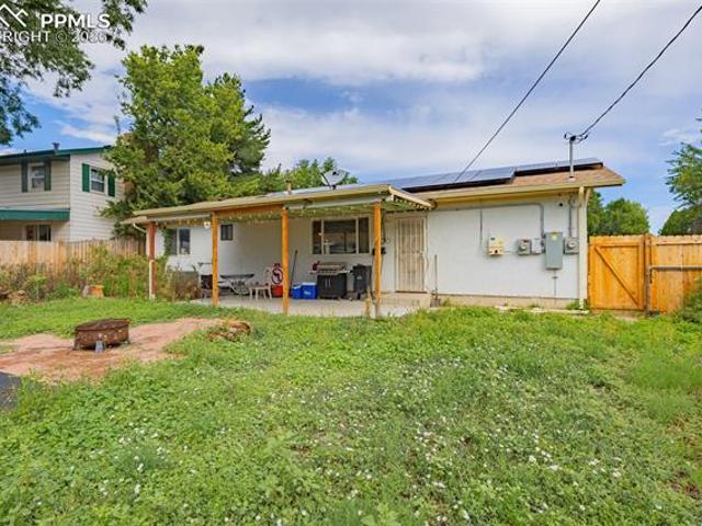 3940 Hollybrook Lane