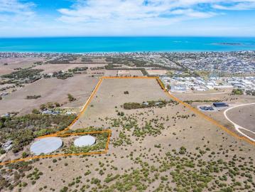 394 312 Waterport Road, Port Elliot Elevated coastal and rural views
