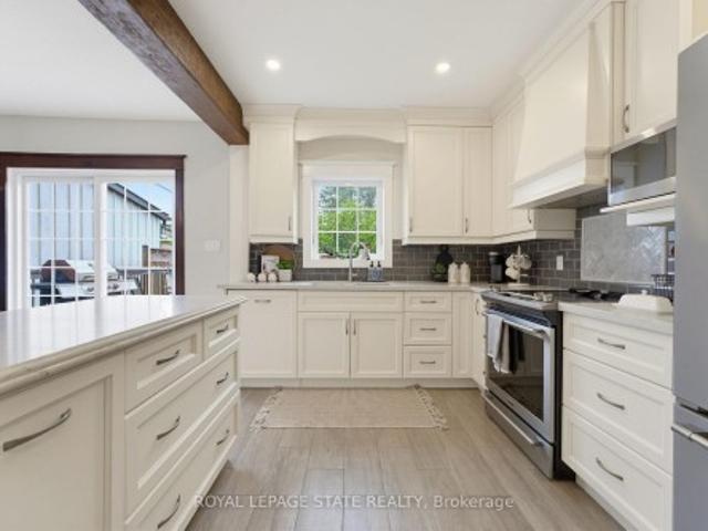 394 Charlton Avenue W, Hamilton, ON, L8P 2E7 house for sale | Listing ID X13787 | Royal LePage