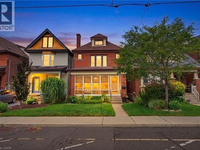 394 Charlton Avenue W, Hamilton, ON, L8P 2E7 house for sale | Listing ID 40850 | Royal LePage