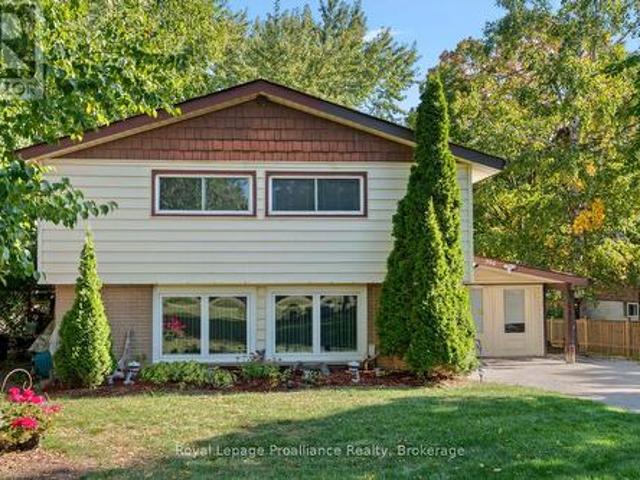 394 Sunset Boulevard, Clarington Newcastle, ON, L1B 1C8 house for sale | Listing ID E13635 | Royal LePage