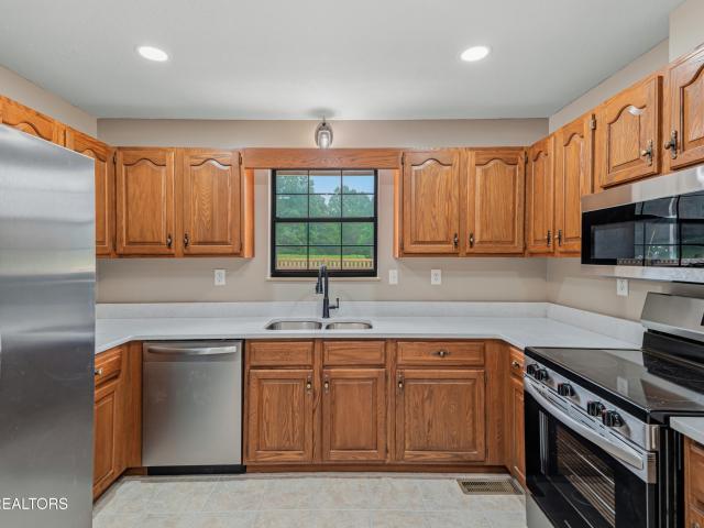 394 Pattie Gap Rd