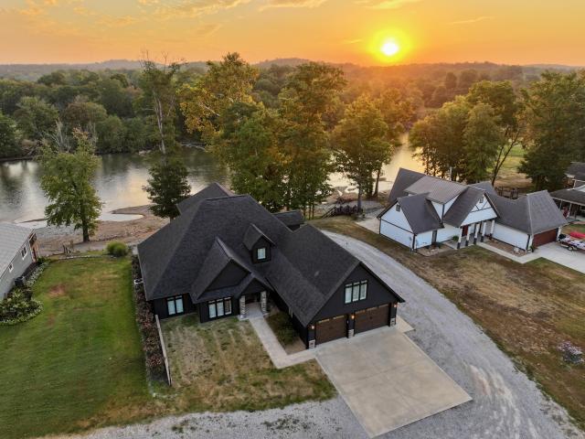 394 Violet Ln