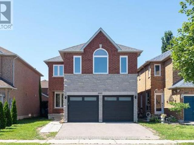 3955 Foxwood Avenue, Mississauga, ON, L5N 7V4 house for sale | Listing ID W13642 | Royal LePage