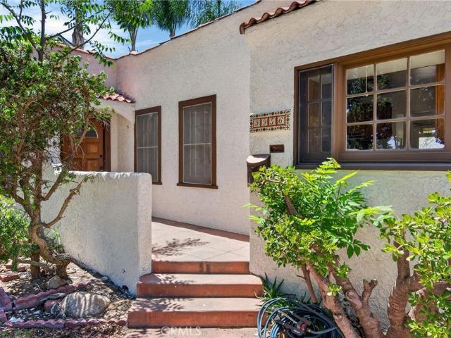3956 Beechwood