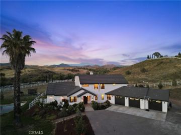 39580 Ave Arizona, Temecula, CA 92591 | MLS #SW26085