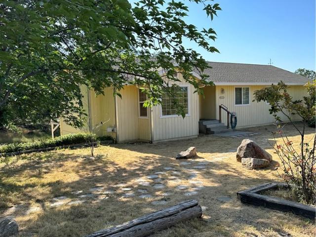3958 Snow Creek