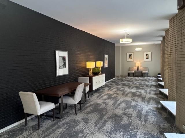 3950 n lake shore drive # 204