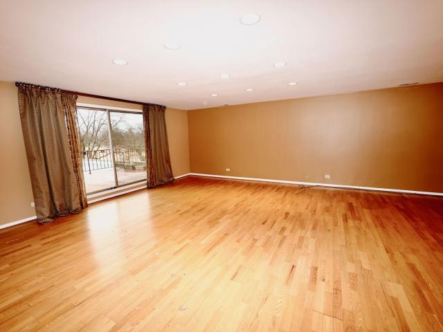 3950 Dundee Rd, Unit 302, Northbrook, IL 60062 | MLS #12609
