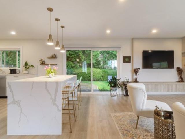 3950 Trenton Place, North Vancouver, BC, V7R 3G5 house for sale | Listing ID R3090 | Royal LePage