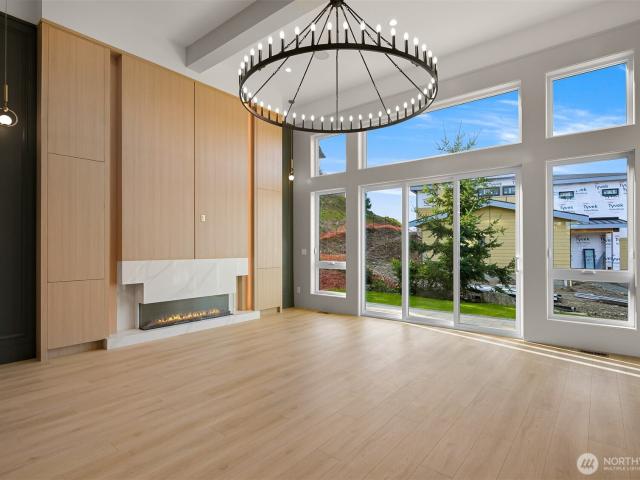 3951 Rock Ridge Pkwy