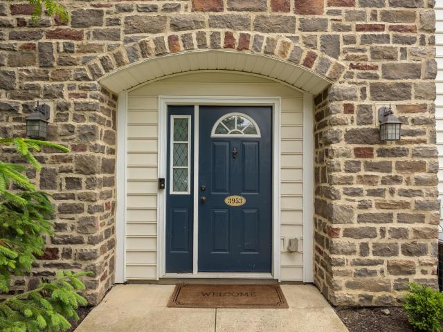 3953 Rue De Brittany # 3953A