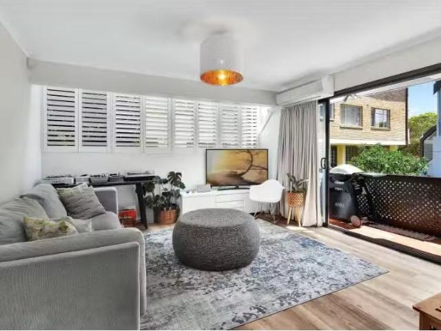 3/95 Gerard Street, Cremorne Townhouse for rent Listed by Hen.
