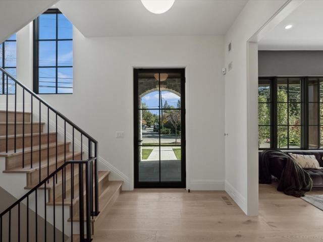 395 Greenwood St, Birmingham, US, MI