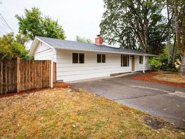 395 E 46TH AVE