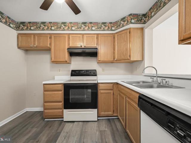 395 Kingsbury Way # C11