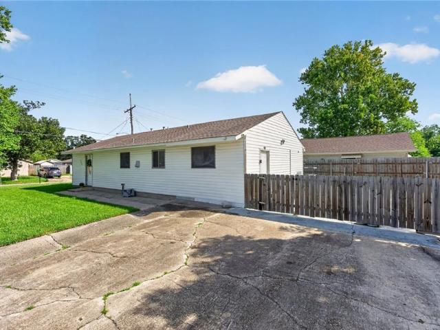 395 Helis Drive