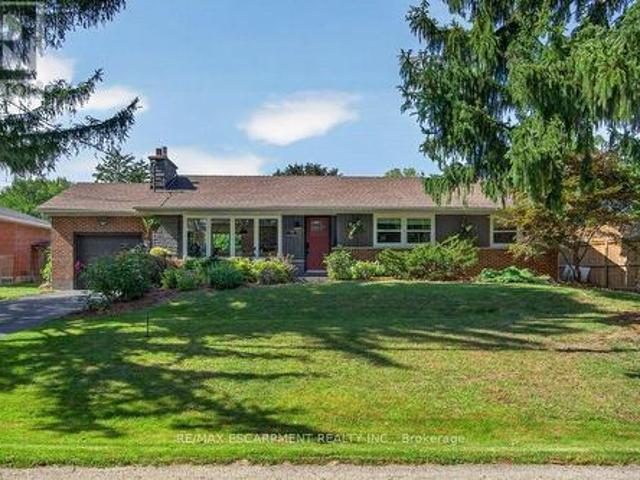 395 Lark Avenue, Burlington, ON, L7T 2T1 house for sale | Listing ID W13773 | Royal LePage