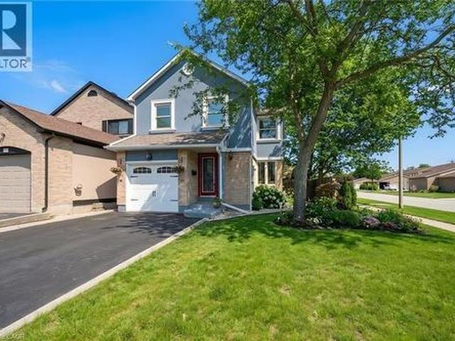 395 Maidstone Crescent, Oakville, ON, L6M 1C1 house for sale | Listing ID 40845 | Royal LePage