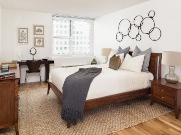 395 South End Avenue, Unit 22K