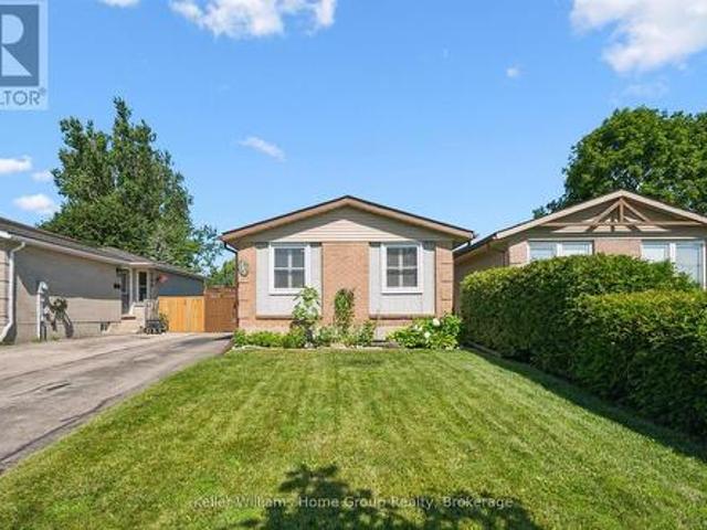 395 Strathallan Street, Centre Wellington Fergus, ON, N1M 3L3 house for sale | Listing ID X13621 | Royal LePage