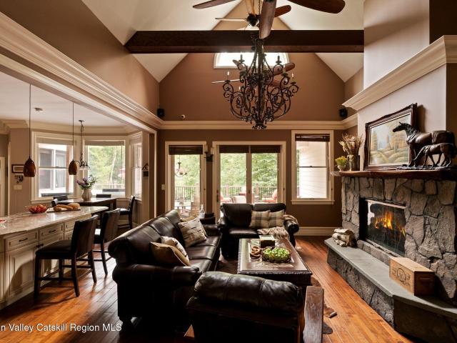395 Roaring Brook Lane