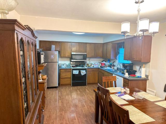 395 Robert Simmons Drive