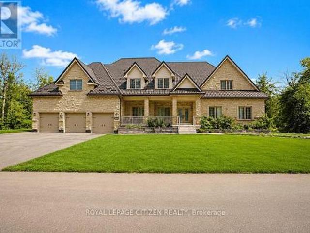 3965 Algoma Avenue, Innisfil, ON, L9S 2M1 Luxury House for sale | Listing ID N13717 | Royal LePage Carriage Trade Luxury Properties