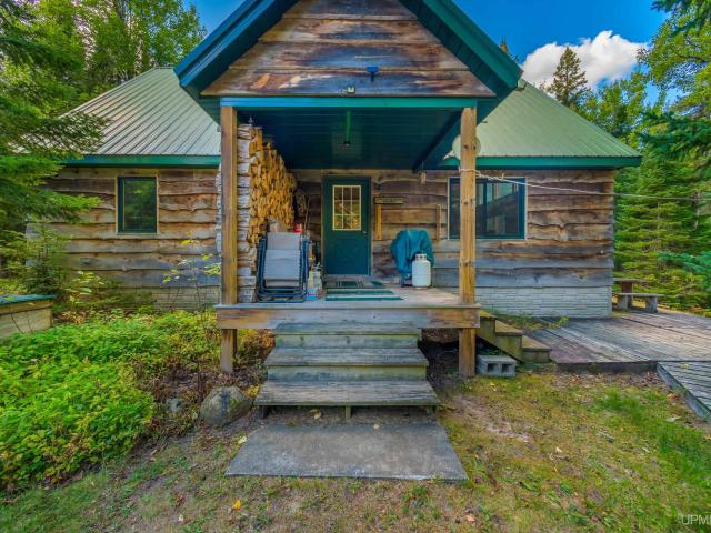 39670 W Tahquamenon River Row Road