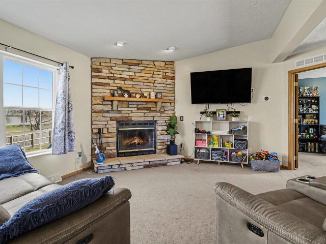 3967 Hennesey Road