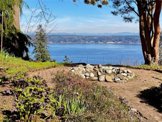 3968 S East Camano Drive