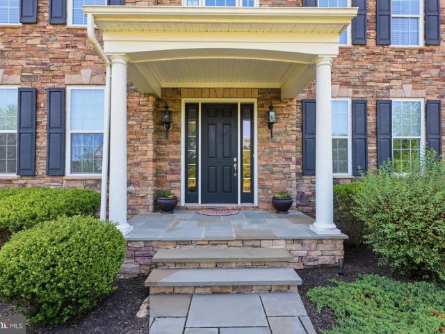 3969 Hillcrest Drive