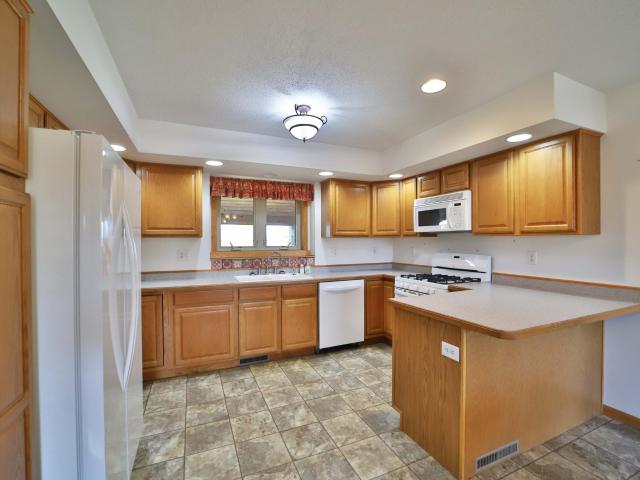 39604 Outing Court