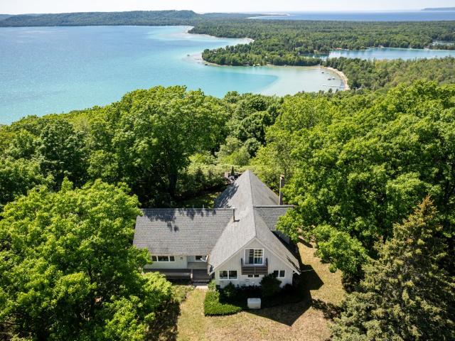 3961 W Cheney Woods Trail