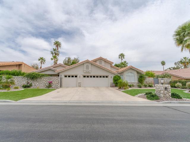 39626 Sweetwater Dr, Palm Desert, CA 92211 | MLS #219145