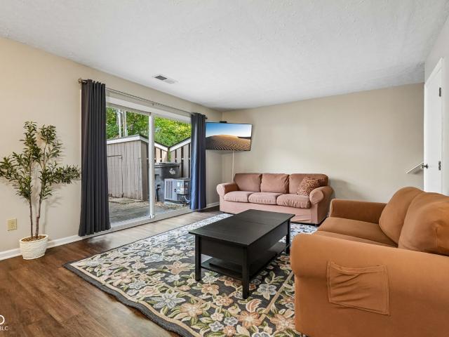 3962 Braddock Road