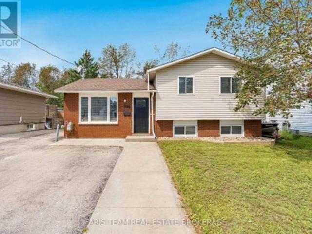 396 Mary Street, Orillia, ON, L3V 3G3 house for sale | Listing ID S13751 | Royal LePage