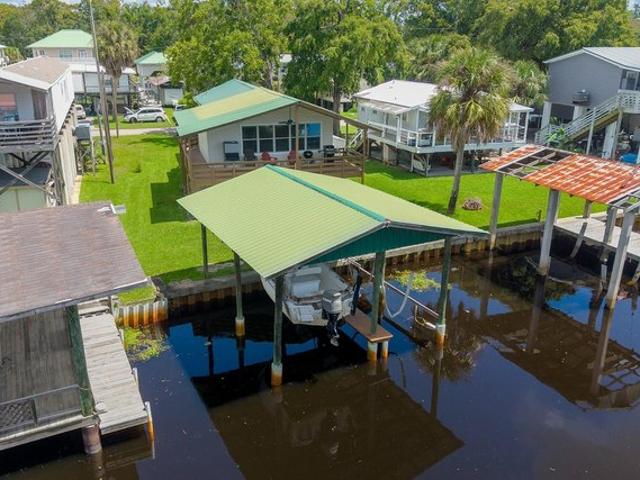396 NE 241st St, Suwannee, FL 32692