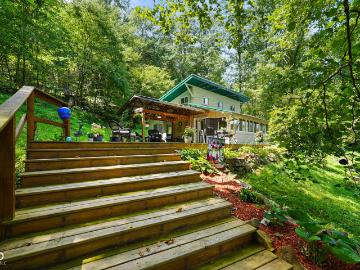 3978 State Road 135 S