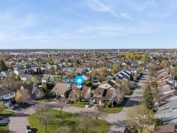House for sale in Brossard - Garden