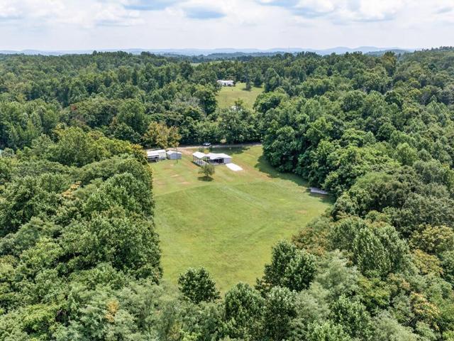 397 NE Star Point Rd