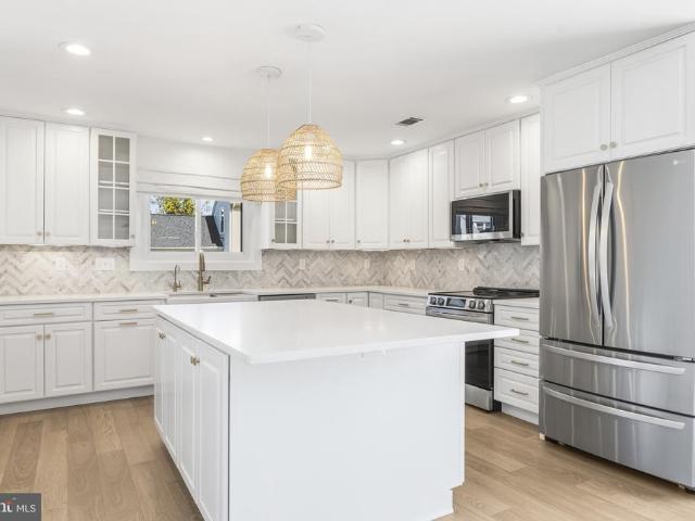 3989 Caneye Place