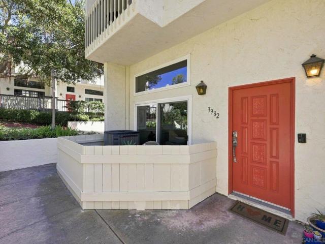 3982 La Jolla Village Dr