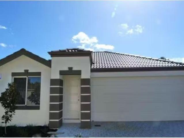 3/98 Entrance Road, SPEARWOOD, WA 6163 Unit for Rent