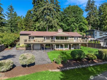 398 Ferncliff Avenue NE