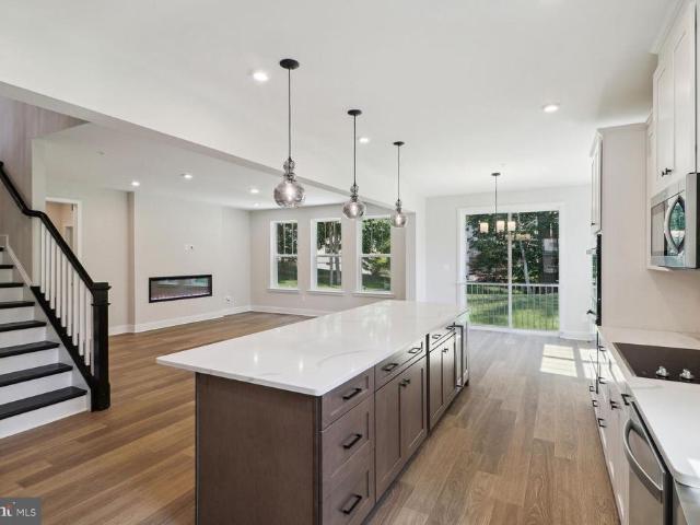 3995 Farmdale Road