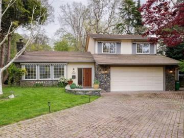 3995 Resolute Pl, Saanich, BC, V8X 4L5 house for sale | Listing ID 1040 | Royal LePage